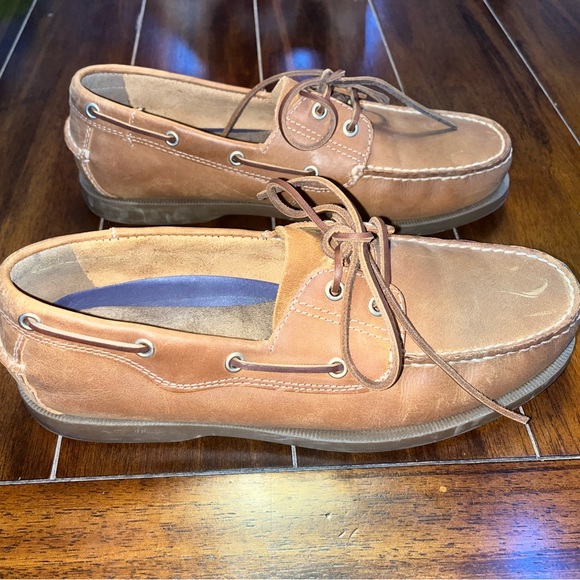 Chaps Brown Leather Loaders - Picture 2 of 6